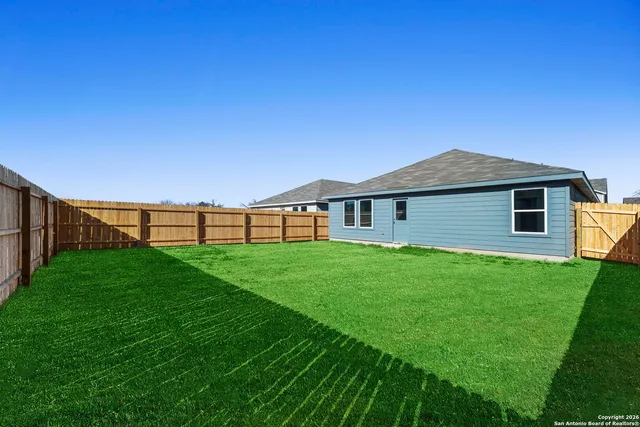 $290,000 | 103 Ellendale Place, Fredericksburg, TX 78624