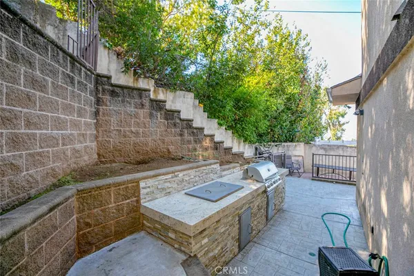 $1,650,000 | 1301 Corona Drive, Glendale, CA 91205