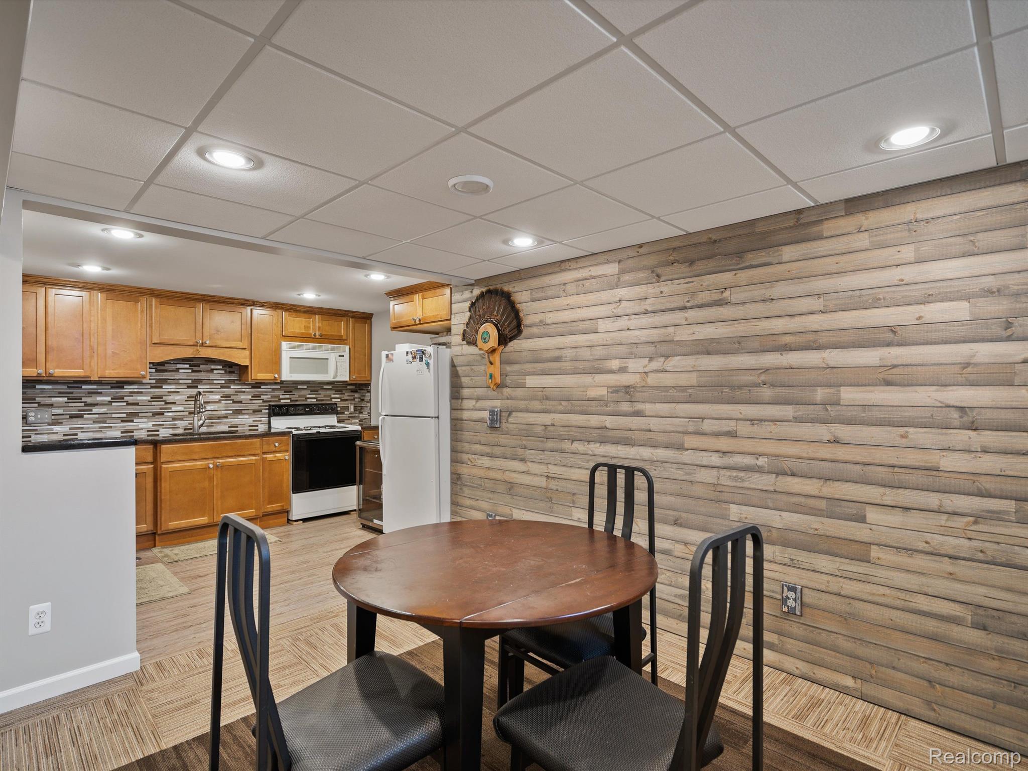 46822 West Ridge Drive Macomb, MI 48044 - Photo 46 of 50 Gallery Image 46