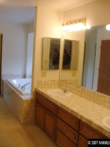 13280 Fellowship Way Reno, NV 89511 - Photo 5 of 8 Photo 5