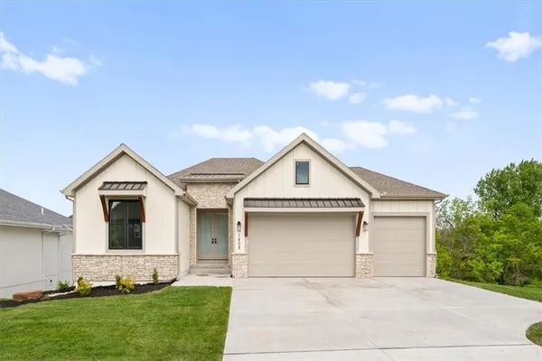 $735,000 | 1408 Larkspur Place, Raymore, MO 64083