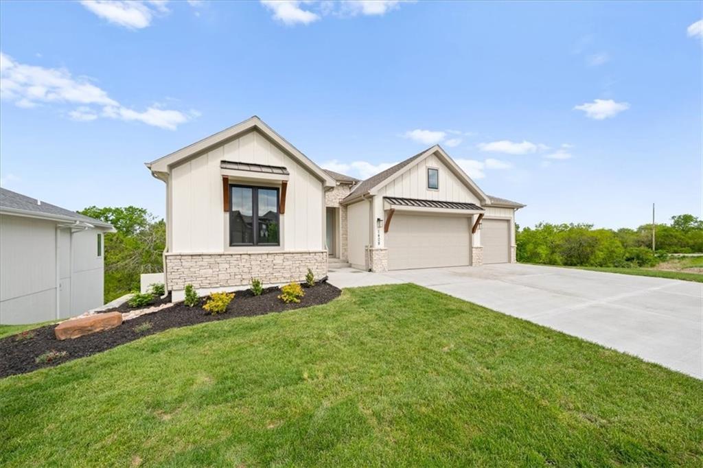 1408 Larkspur Place Raymore, MO 64083 - Photo 3 of 39