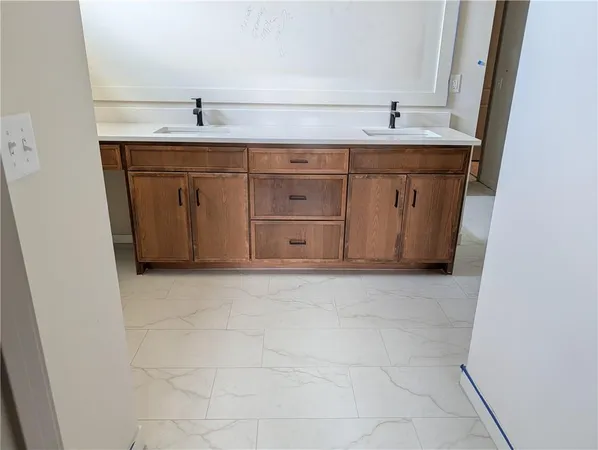 $735,000 | 1408 Larkspur Place, Raymore, MO 64083