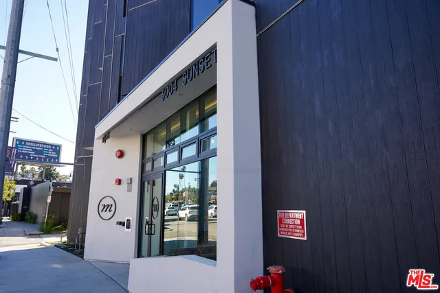 a view of an entryway