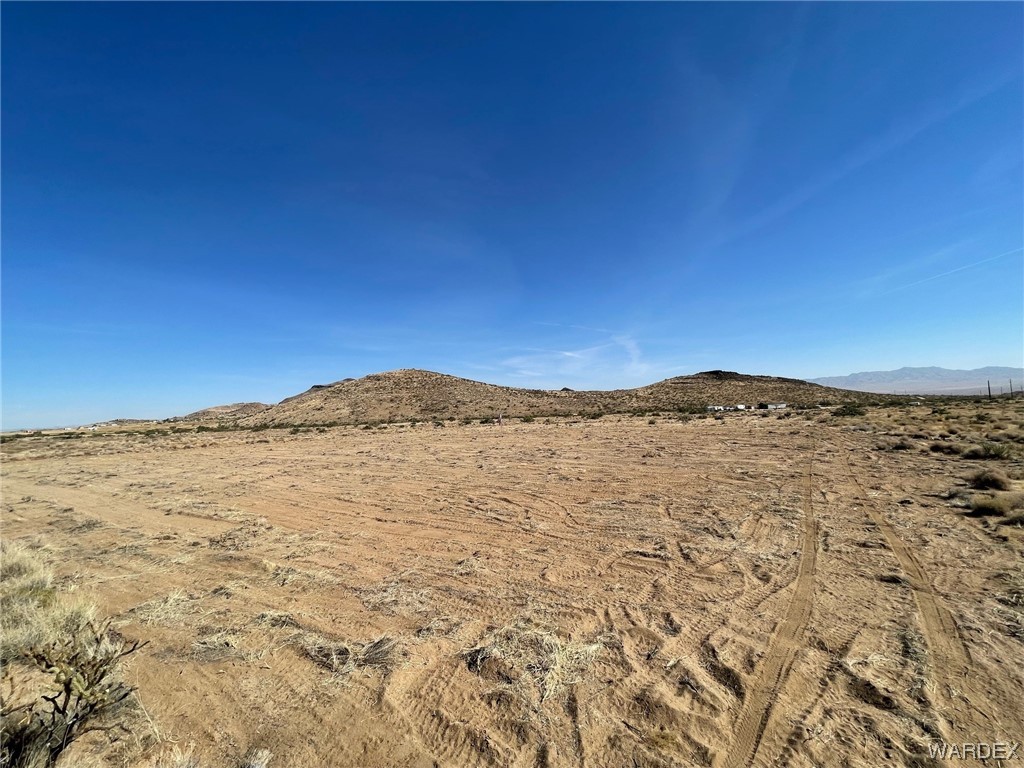 2.23 East Rambo Road Kingman, AZ 86409 - Photo 4 of 26