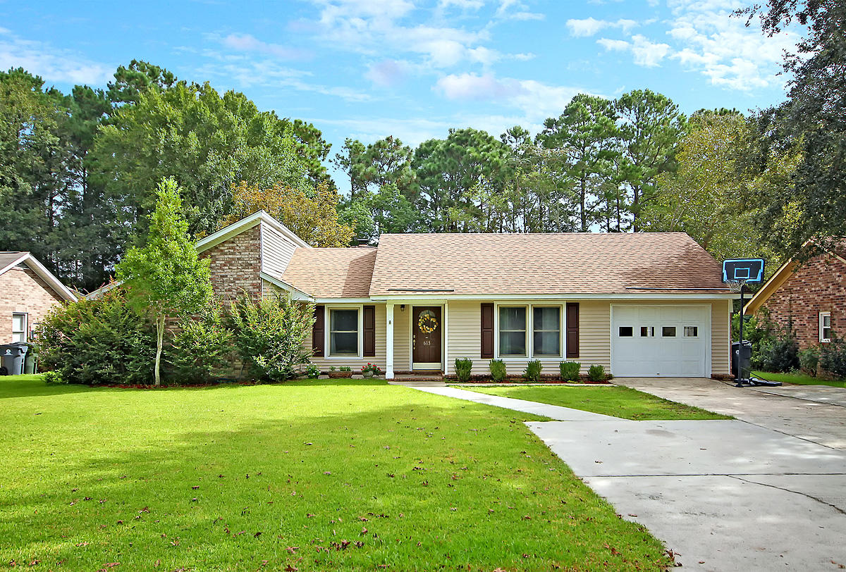 615 Longleaf Road Summerville, SC 29486 - Photo 1 of 30 CREM_615 Longleaf_029