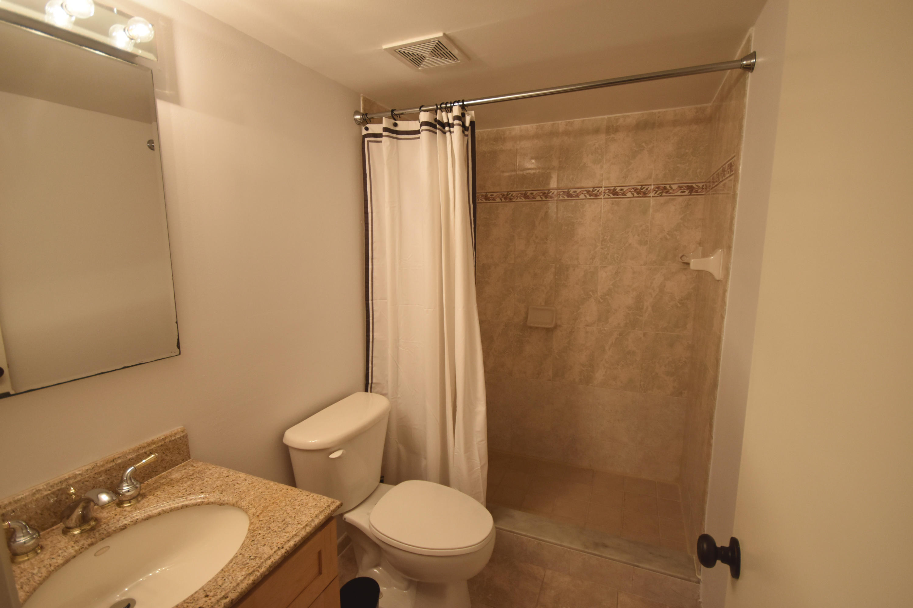 22064 Palms Way, Unit 103 Boca Raton, FL 33433 - Photo 11 of 16 Master Bathroom
