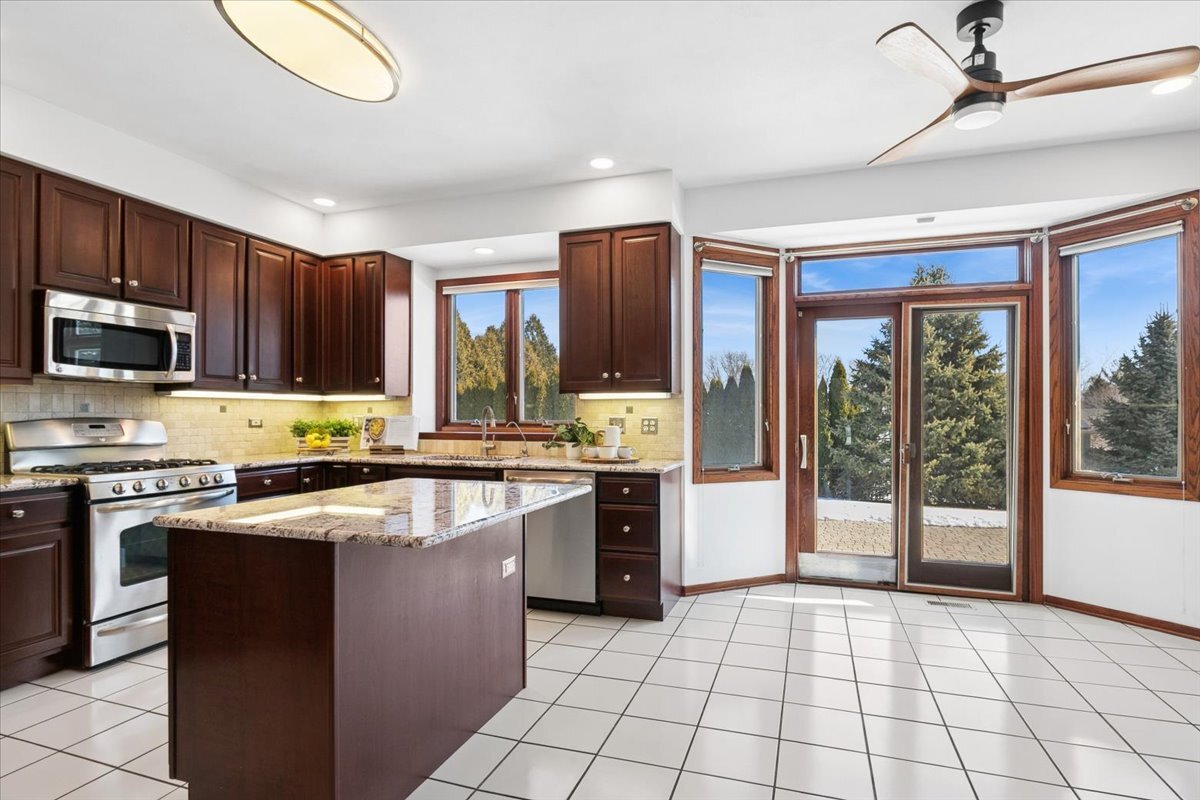 13109 West Chaplin Street Wadsworth, IL 60083 - Photo 14 of 26