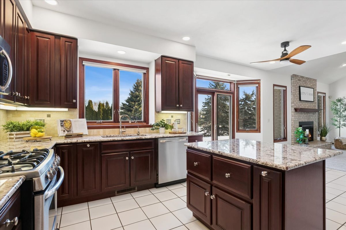 13109 West Chaplin Street Wadsworth, IL 60083 - Photo 15 of 26