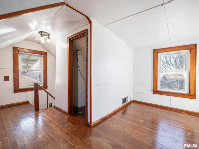 $49,900 | 606 East Shore Drive, Pekin, IL 61554