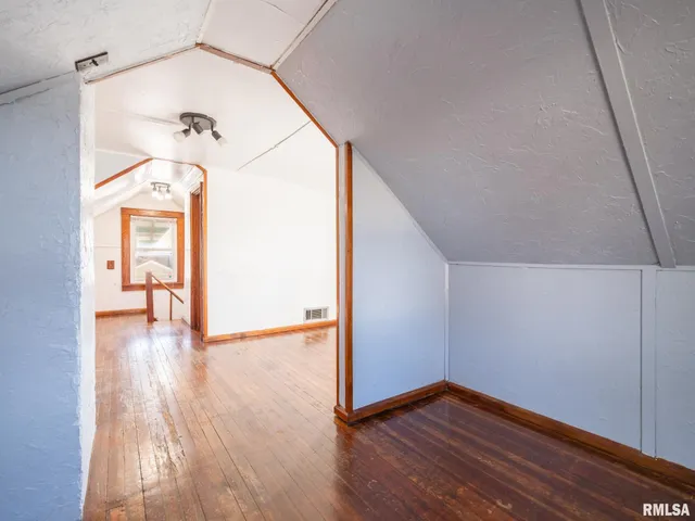 $49,900 | 606 East Shore Drive, Pekin, IL 61554