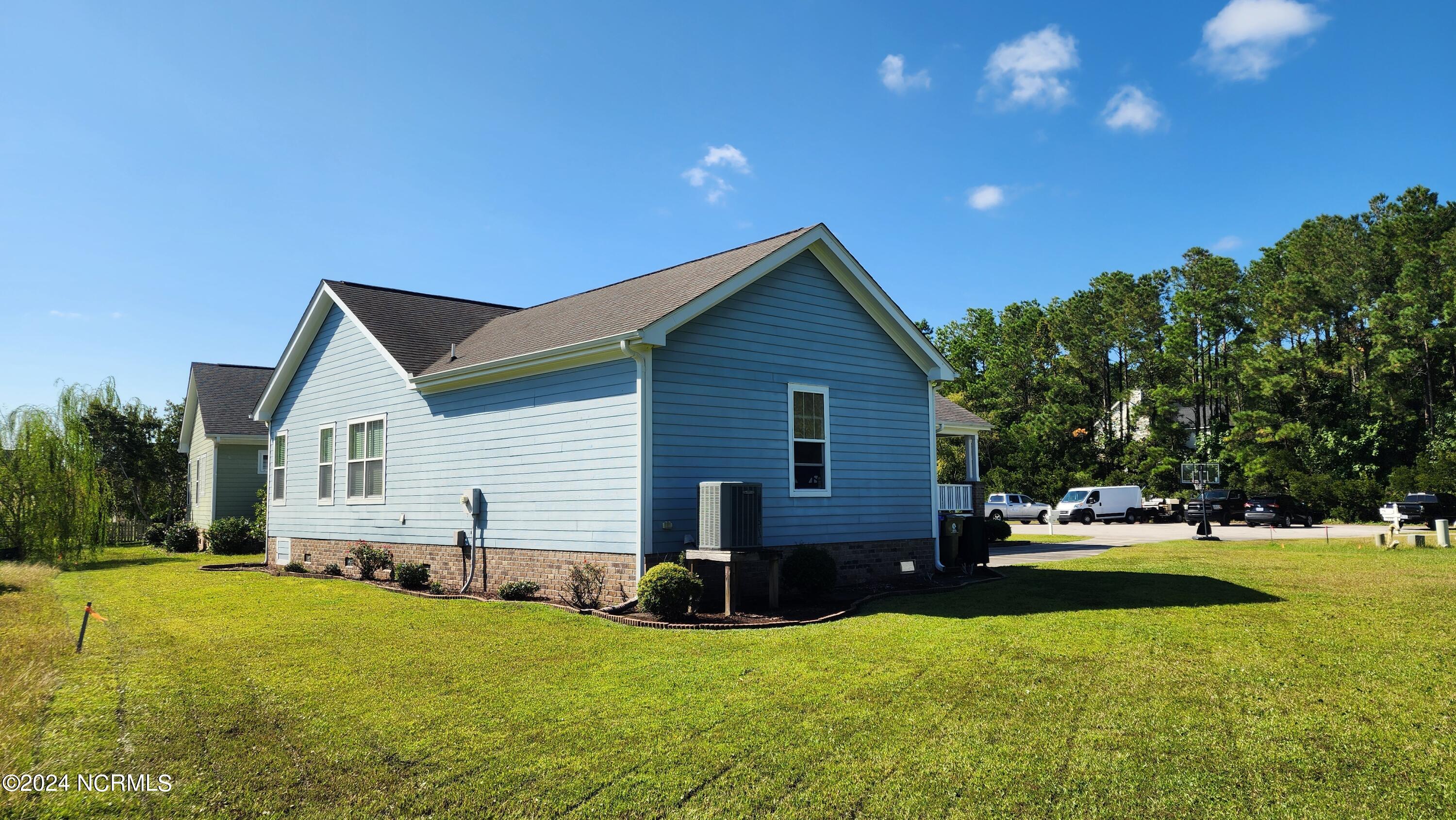 114 Scouts Bend Road Beaufort, NC 28516 - Photo 6 of 66 20240921_151815