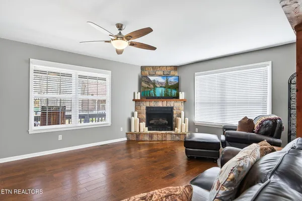 $575,000 | 1020 Eastridge Drive, Byrdstown, TN 38549