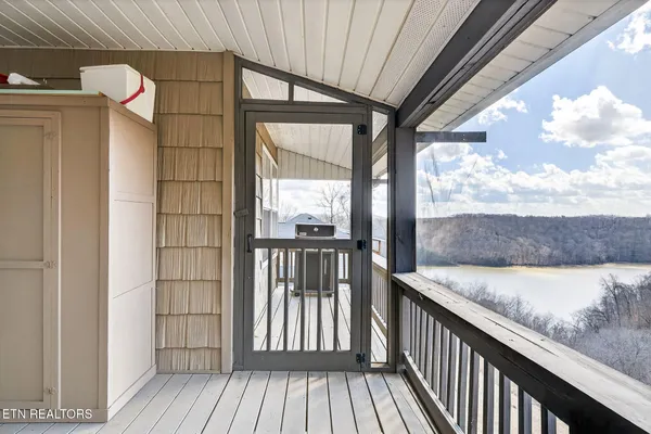 $575,000 | 1020 Eastridge Drive, Byrdstown, TN 38549