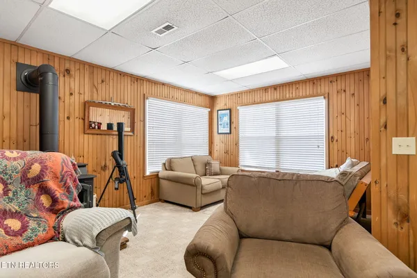 $575,000 | 1020 Eastridge Drive, Byrdstown, TN 38549