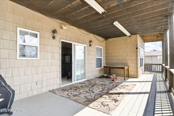 $575,000 | 1020 Eastridge Drive, Byrdstown, TN 38549