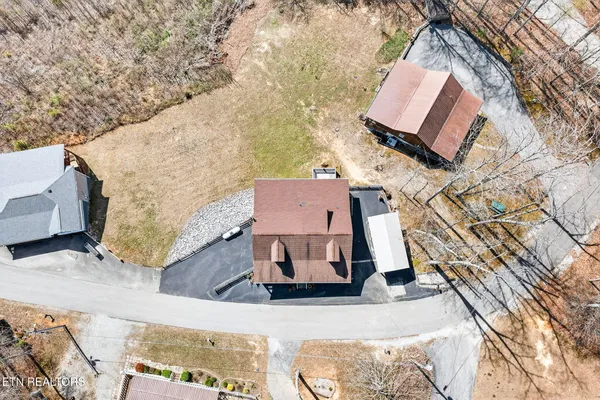 $575,000 | 1020 Eastridge Drive, Byrdstown, TN 38549