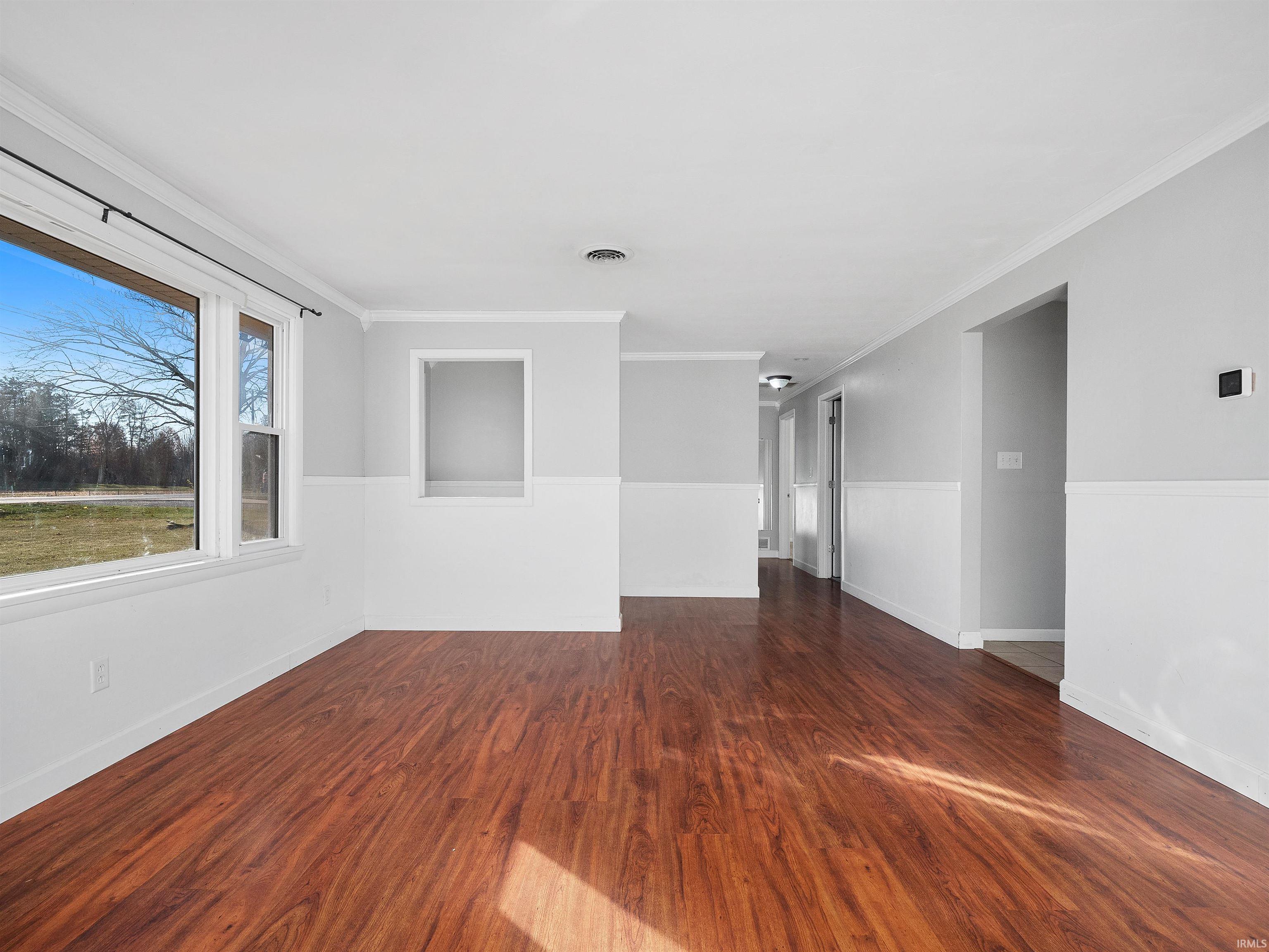 8025 Hosler Road Leo, IN 46765 - Photo 10 of 27 Gallery Image 10