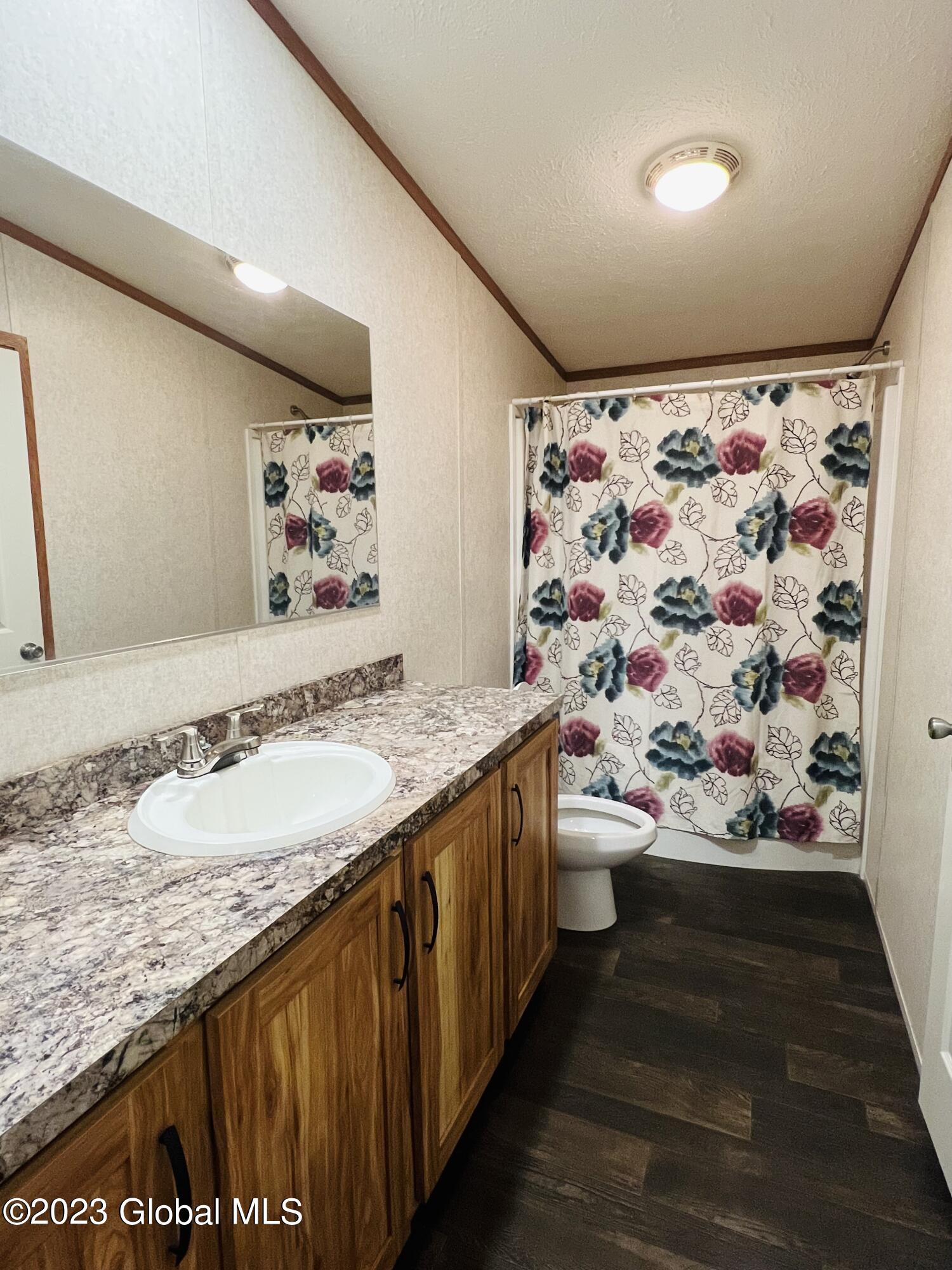 31 Sweet Road Queensbury, NY 12804 - Photo 8 of 10 IMG_4478