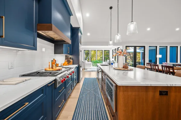 $1,799,000 | 2815 Washington Avenue, St. Joseph, MI 49085