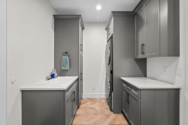 $1,799,000 | 2815 Washington Avenue, St. Joseph, MI 49085