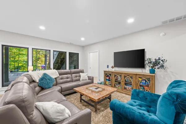 $1,799,000 | 2815 Washington Avenue, St. Joseph, MI 49085