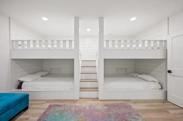 $1,799,000 | 2815 Washington Avenue, St. Joseph, MI 49085