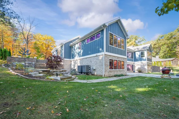 $1,799,000 | 2815 Washington Avenue, St. Joseph, MI 49085