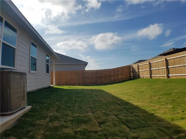 $1,775 | 15016 Harkness Pass, Austin, TX 78725