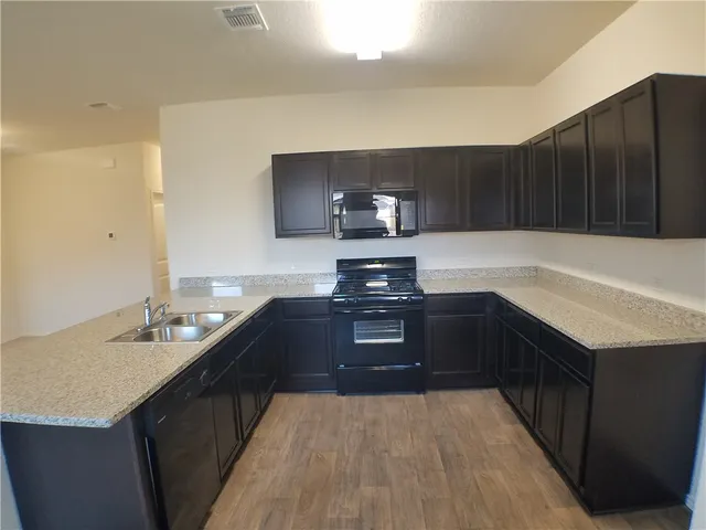 $1,775 | 15016 Harkness Pass, Austin, TX 78725