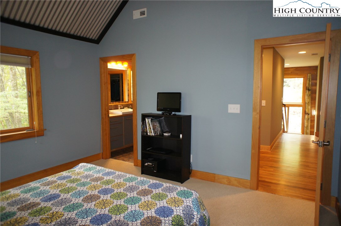 164 Red Rhododendron Road Boone, NC 28607 - Photo 37 of 44 Gallery Image 37