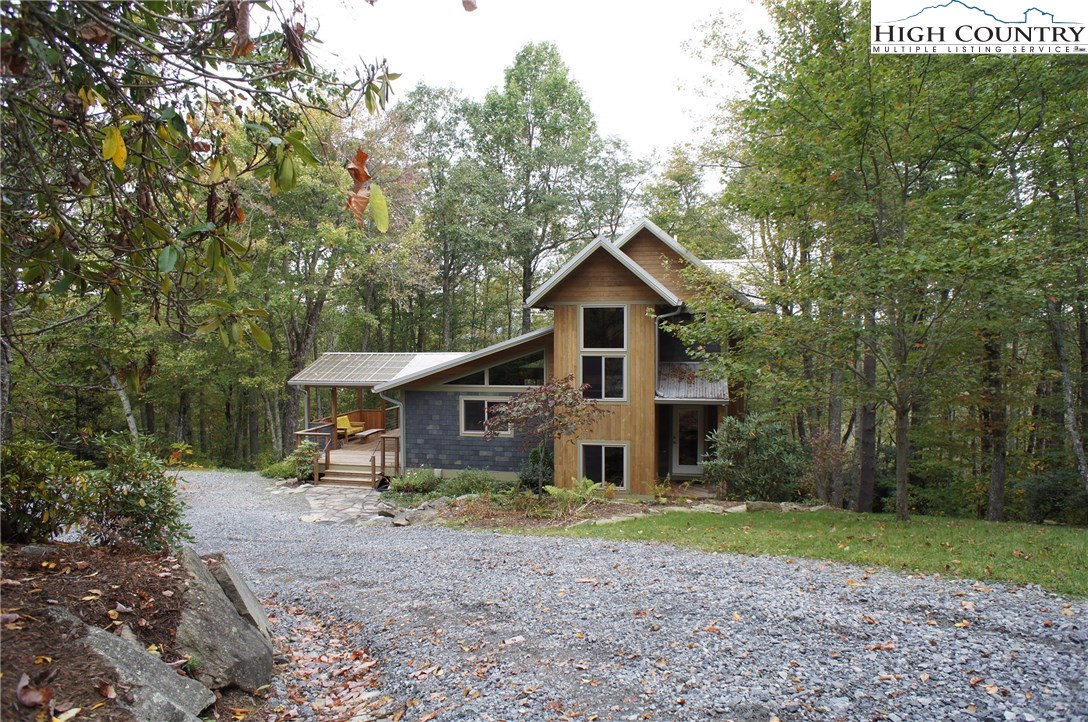 164 Red Rhododendron Road Boone, NC 28607 - Photo 4 of 44 Gallery Image 4