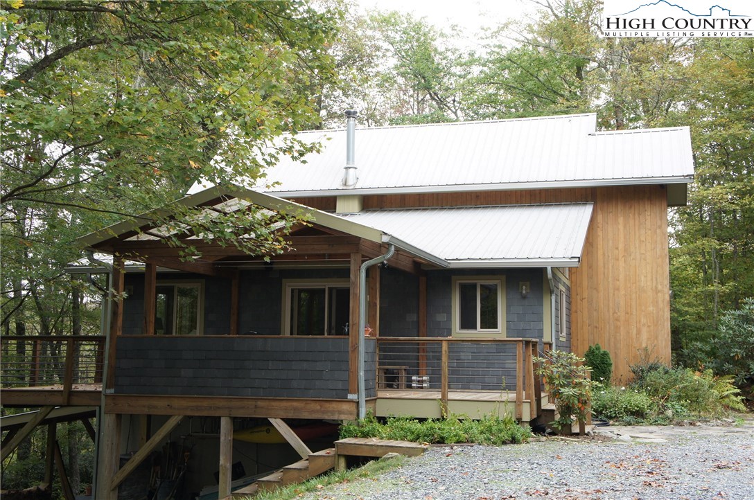 164 Red Rhododendron Road Boone, NC 28607 - Photo 8 of 44 Gallery Image 8
