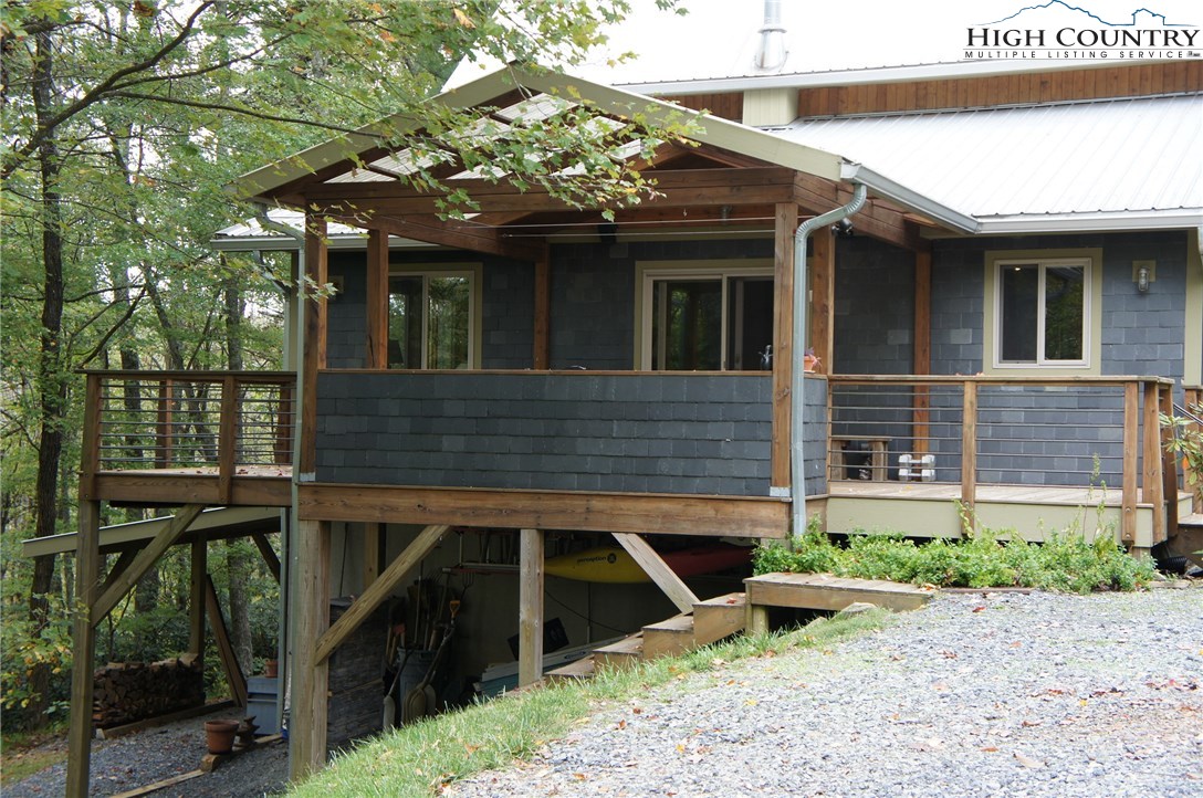 164 Red Rhododendron Road Boone, NC 28607 - Photo 9 of 44 Gallery Image 9