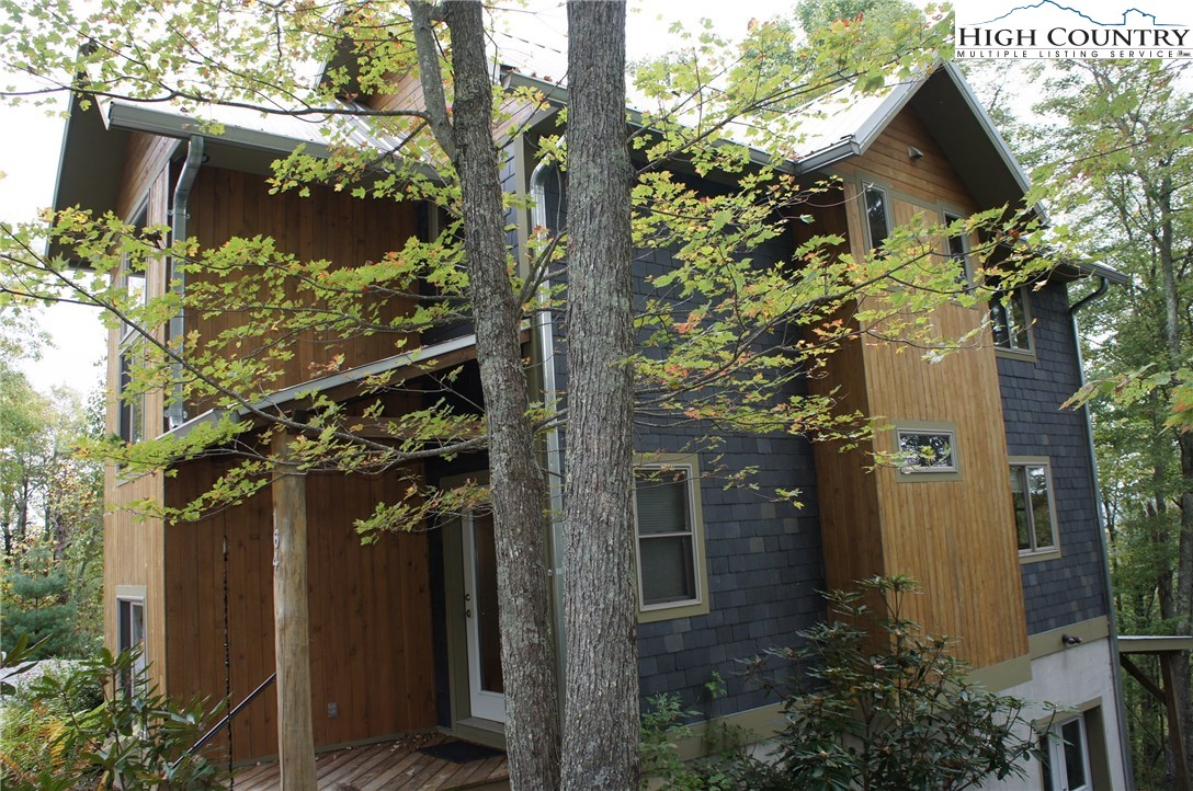 164 Red Rhododendron Road Boone, NC 28607 - Photo 10 of 44 Gallery Image 10