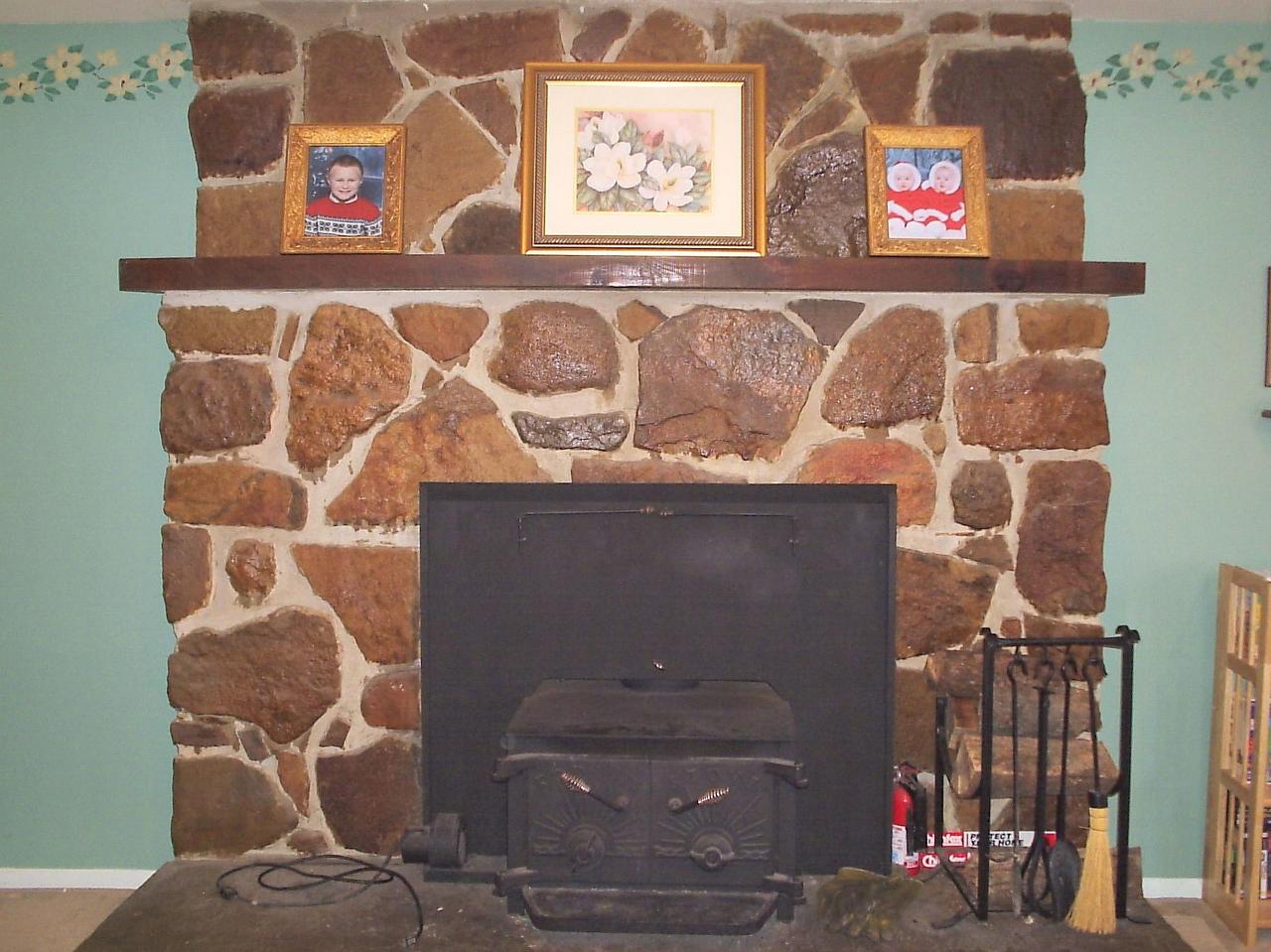 1124 Pine Tree Road Pocono Summit, PA 18346 - Photo 5 of 10 a view of water heater room