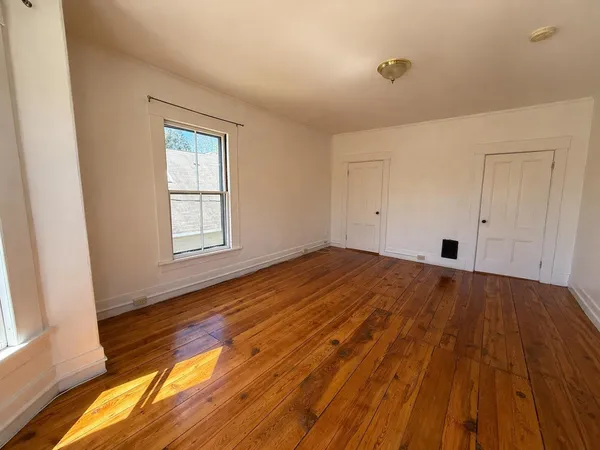 $2,400 | 30 Sargents Avenue, Unit C, Nashua, NH 03064