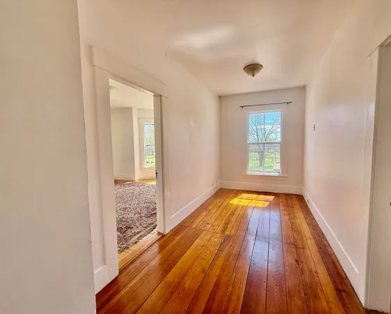 $2,400 | 30 Sargents Avenue, Unit C, Nashua, NH 03064