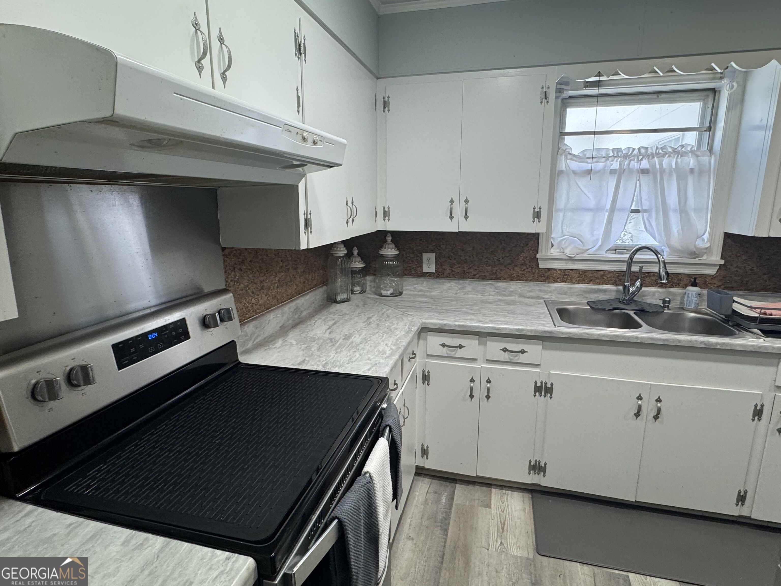 76 Burketts Ferry Road Hazlehurst, GA 31539 - Photo 7 of 23 Gallery Image 7