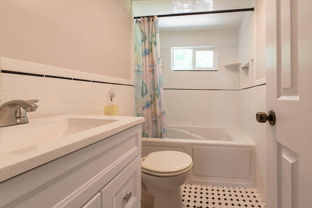 170 Hinckley Road Hyannis, MA 02601 - Photo 10 of 19 DSC_1962-HDR