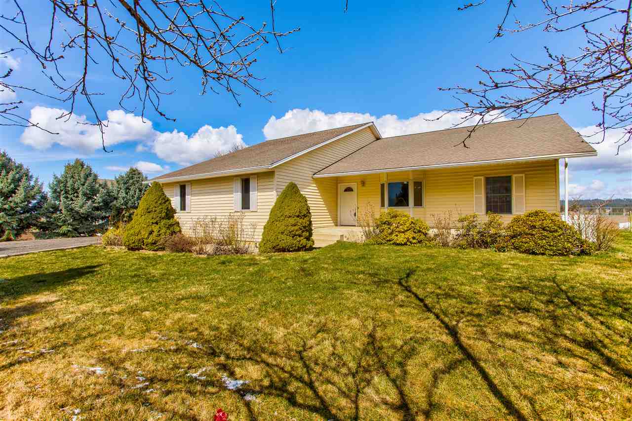 11209 East Kronquist Road Mead, WA 99021 - Photo 2 of 20