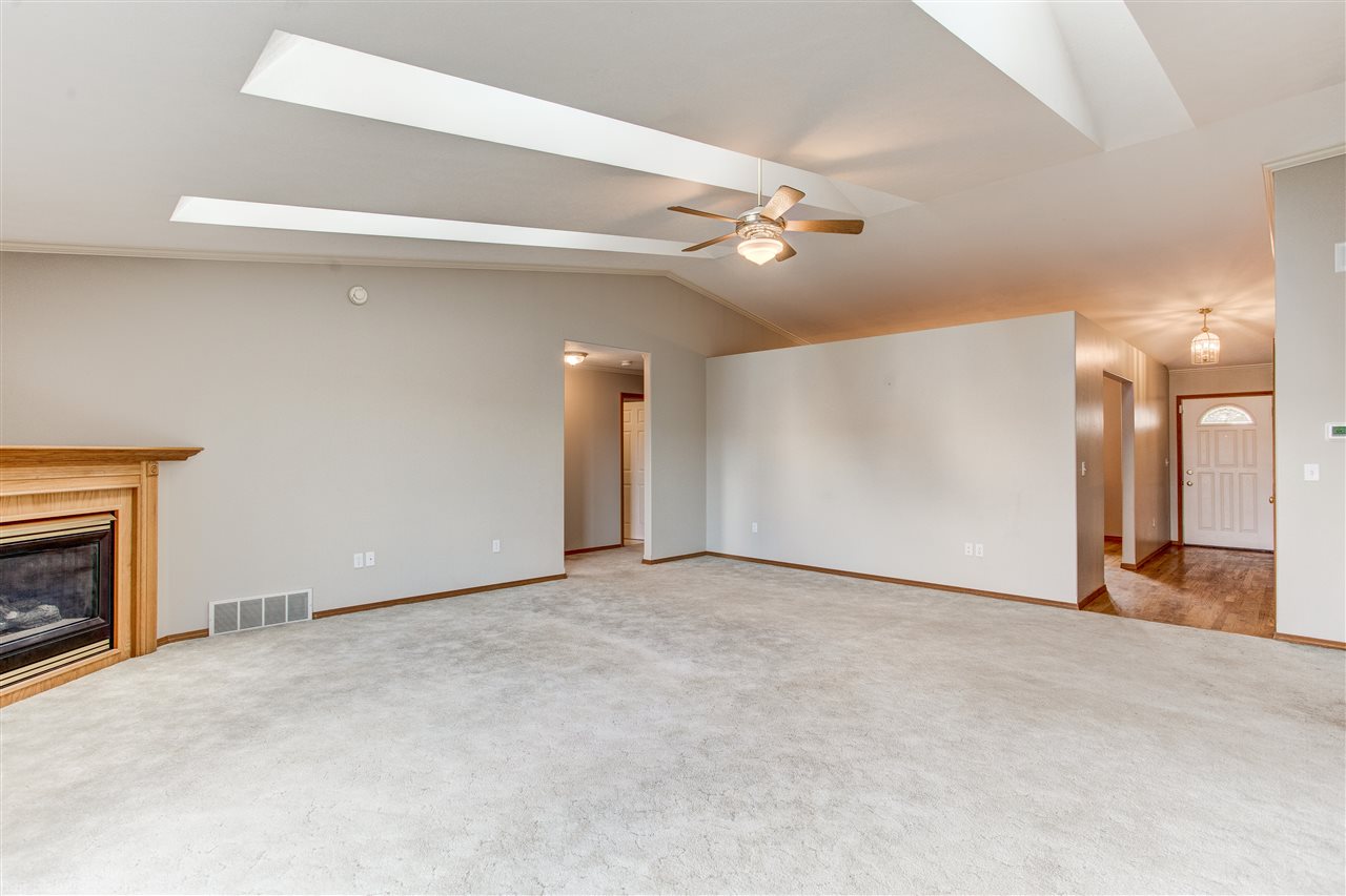 11209 East Kronquist Road Mead, WA 99021 - Photo 7 of 20
