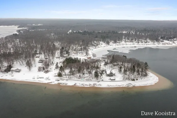 $779,900 | 10904 South Minising Court, Baldwin, MI 49304