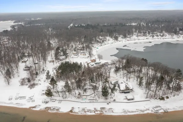 $779,900 | 10904 South Minising Court, Baldwin, MI 49304