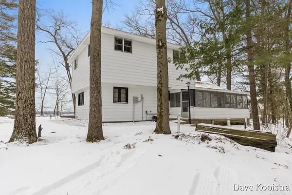 $779,900 | 10904 South Minising Court, Baldwin, MI 49304