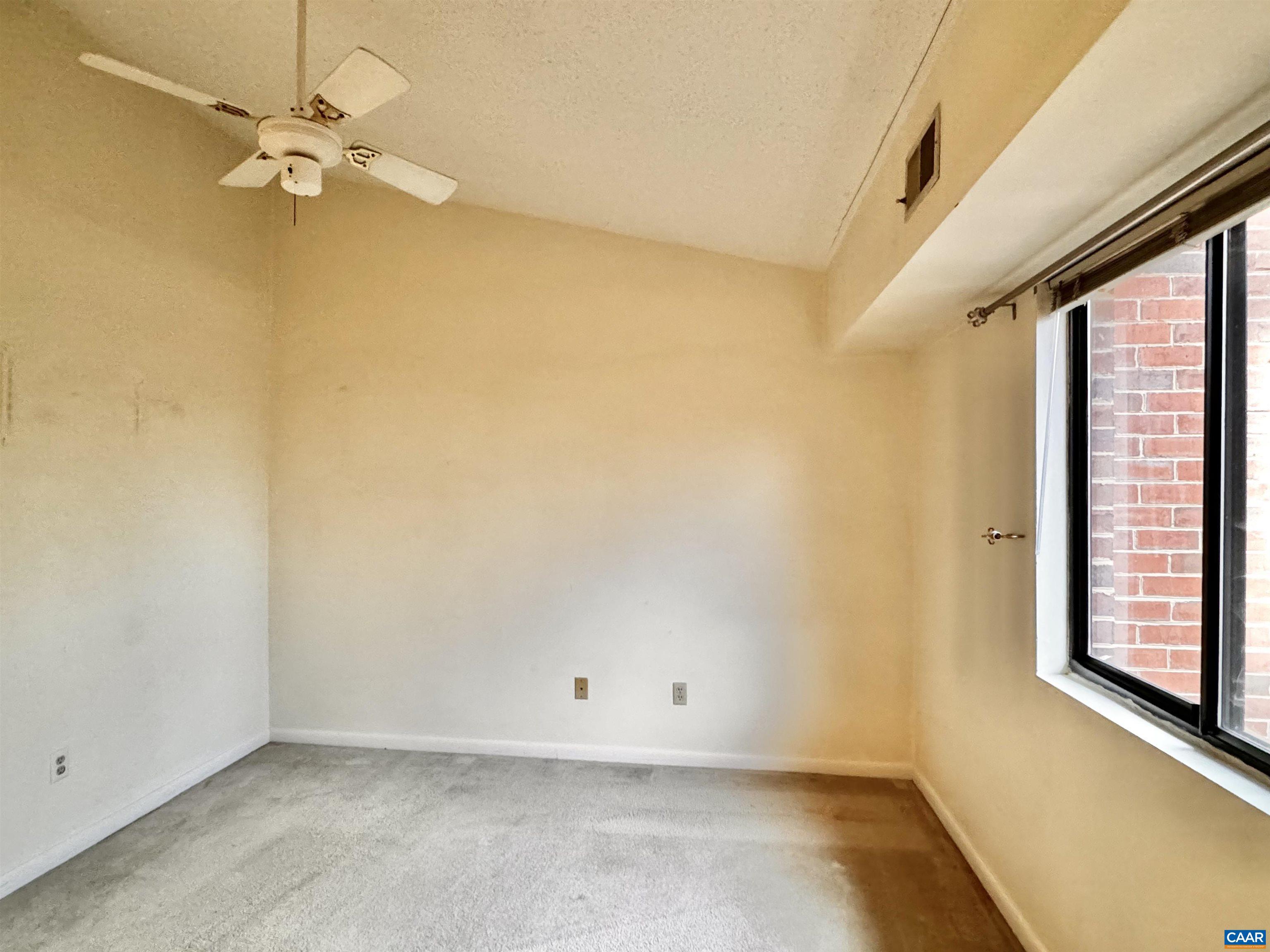 125 Turtle Creek Road, Unit 11 Charlottesville, VA 22901 - Photo 19 of 24 Gallery Image 19