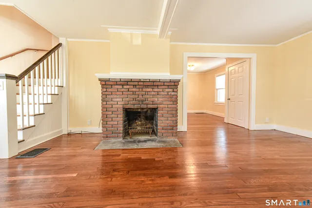 $2,975 | 6 Springdale Street, Milford, CT 06460