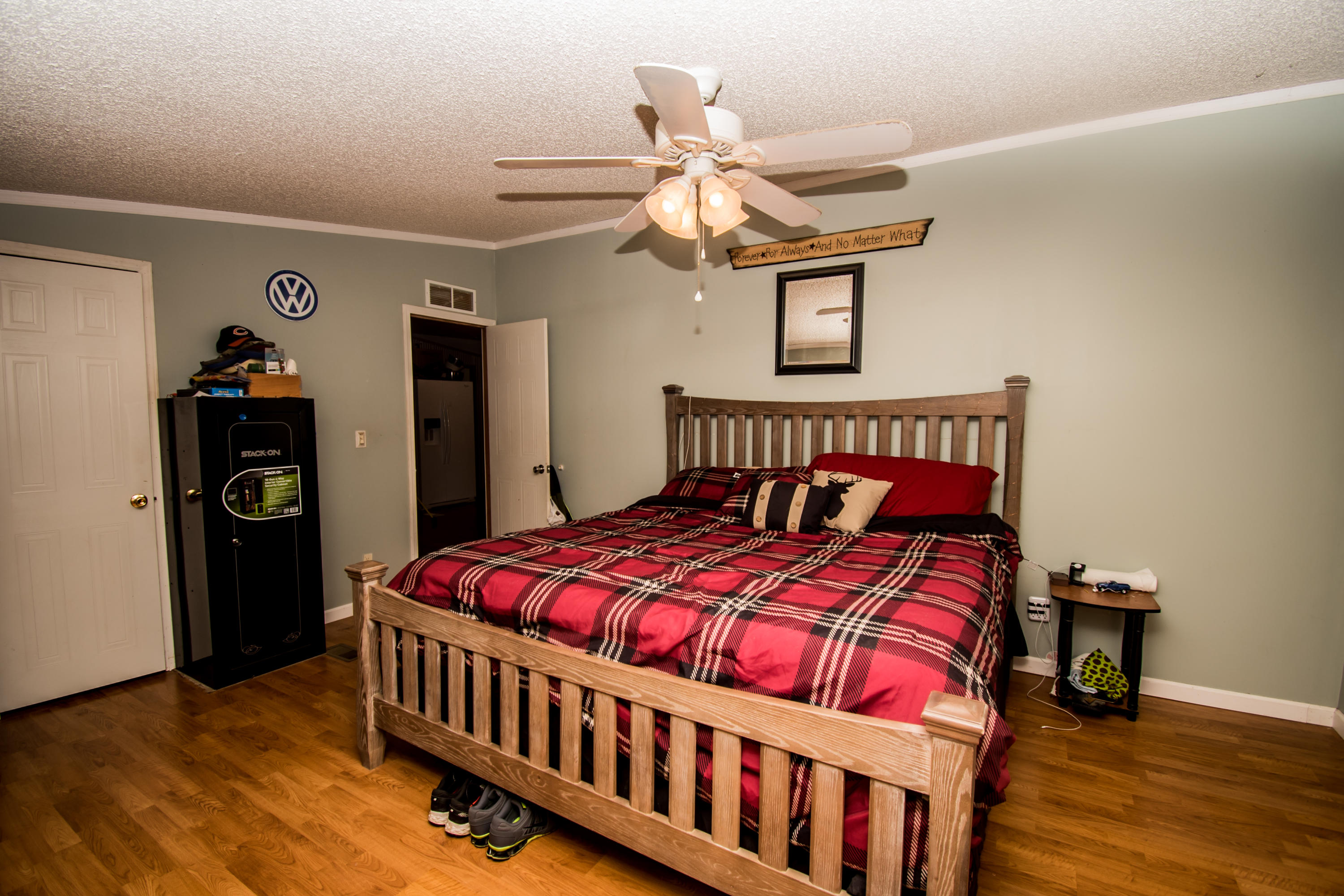 1237 Potters Road Vinton, VA 24179 - Photo 15 of 45 Master Bedroom
