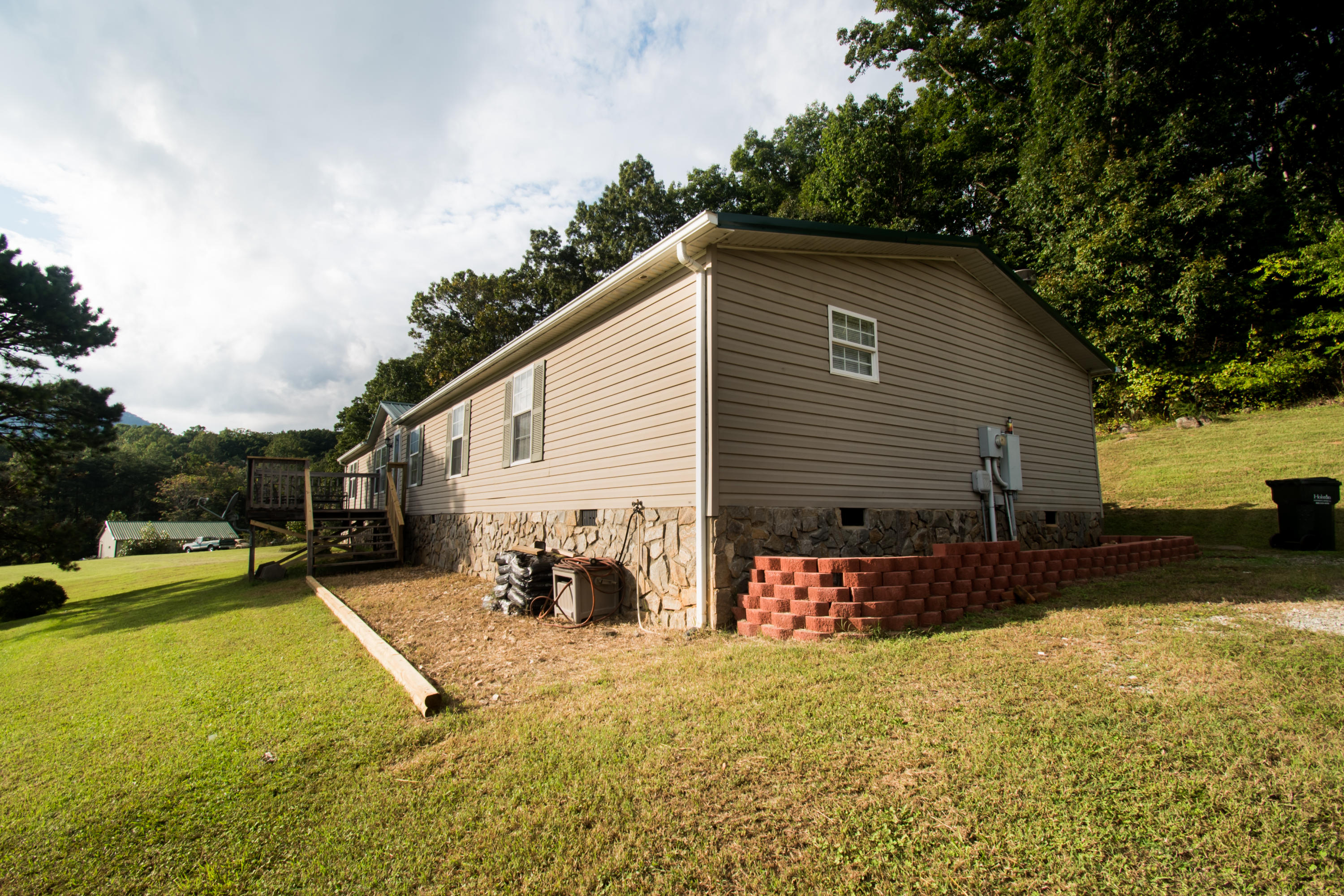 1237 Potters Road Vinton, VA 24179 - Photo 42 of 45 _DSC8286