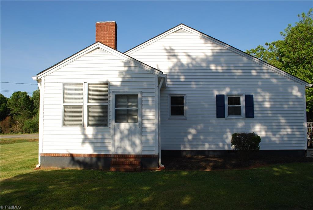 138 Twin Cedars Golf Road Mocksville, NC 27028 - Photo 6 of 22 Gallery Image 6
